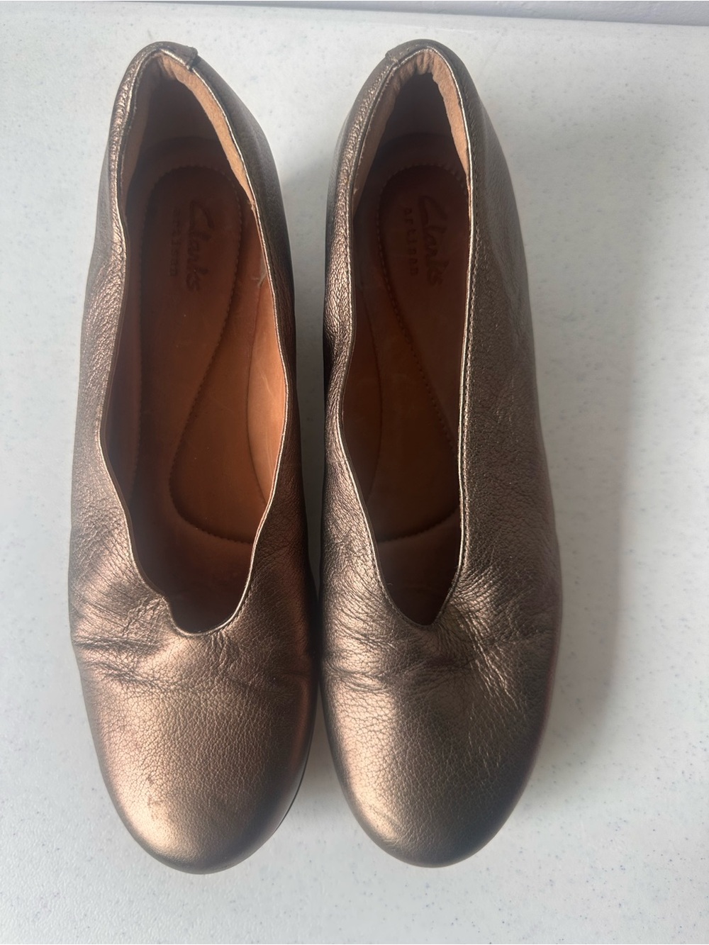 Clarks Women's Metallic Bronze Leather Slip-On Flats Size 9 M